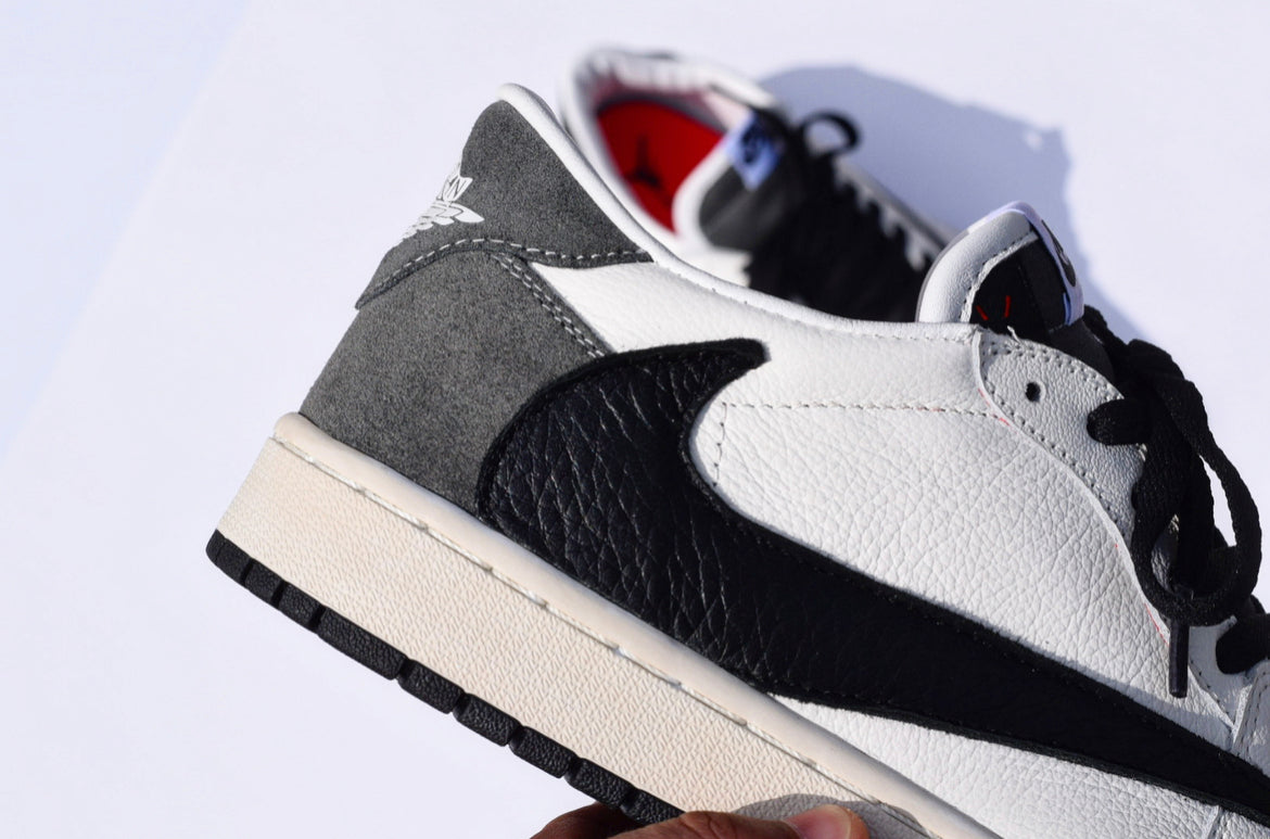 Reverse Shadow TS AJ1 Low